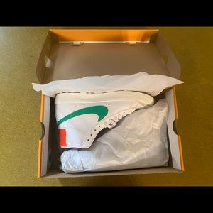 Nike Blazer mid 77 Rayguns